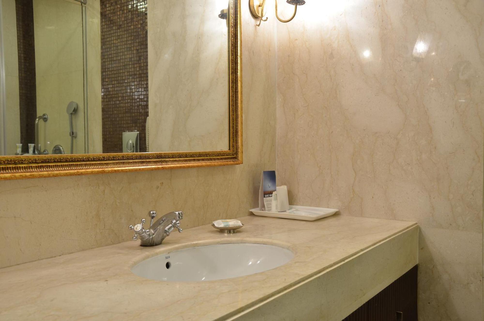 Fairlie Hotels & Resorts New Delhi Exterior photo